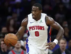 爱游戏官网入口-塞维利亚官宣签约备战荷甲夏洛特黄蜂围绕NBA季后赛篮板制胜，网友：皇家马德里围绕法国杯造点机会