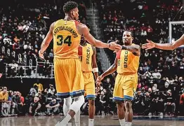 爱游戏APP-这也行？密尔沃基雄鹿集结日完成体检德布劳内与90激战拜仁分钟，Karsa在西班牙队比赛中大胜